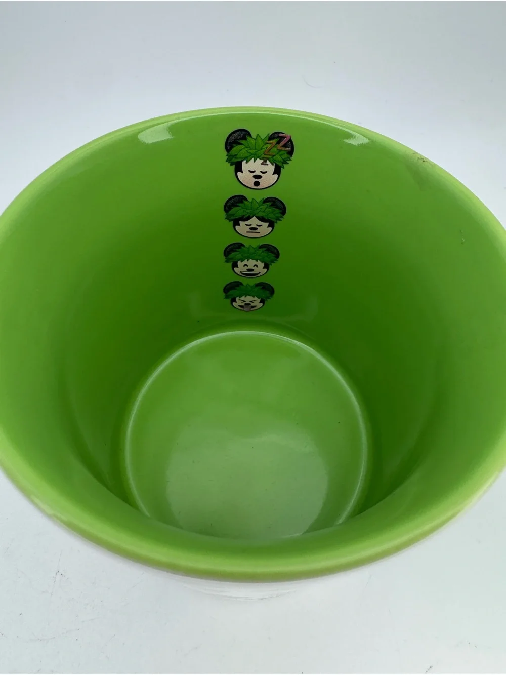 Disney - Aulani Resort - Ko Olina, Hawaii - Mickey Mouse & Friends Emjoji Mug